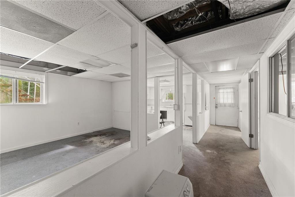 758 Springlake Road Lawrenceville, GA 30045 - Photo 35 of 49 Gallery Image 35