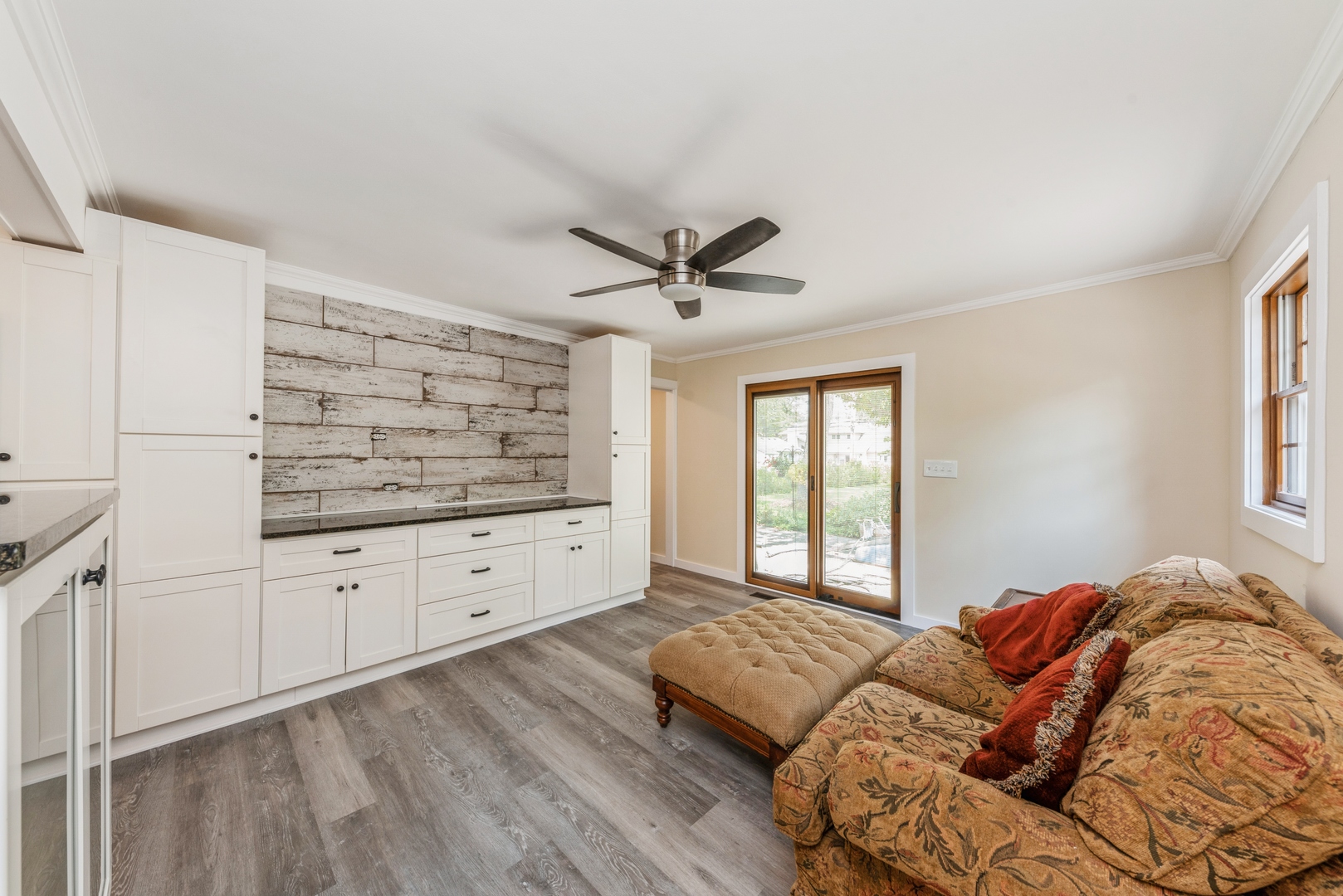 2602 George Street Rolling Meadows, IL 60008 - Photo 5 of 12