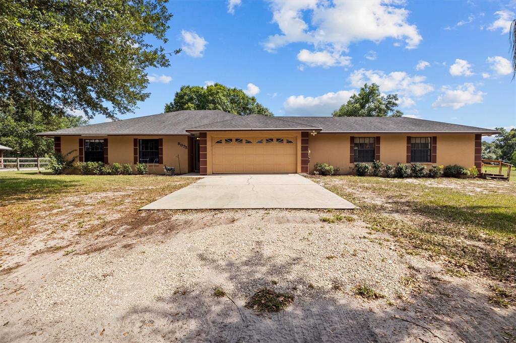 8675 Tom Costine Road Lakeland, FL 33809 - Photo 3 of 37