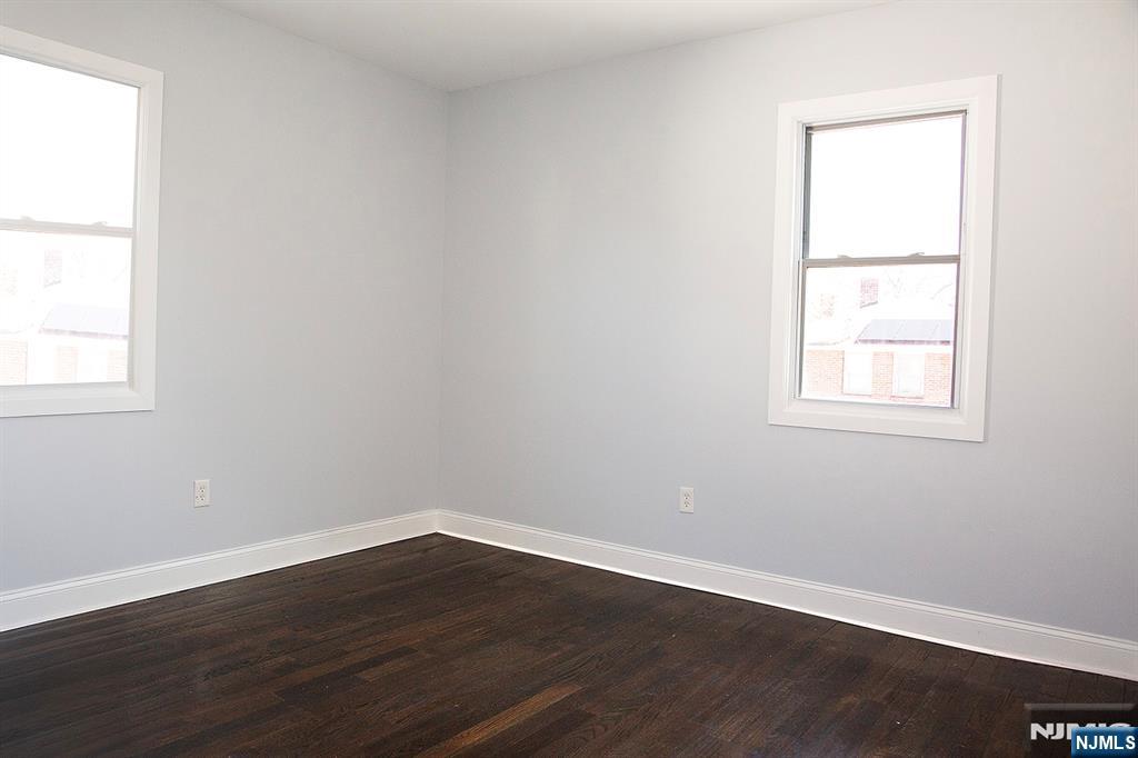 52 Smith Street Newark, NJ 07106 - Photo 6 of 12