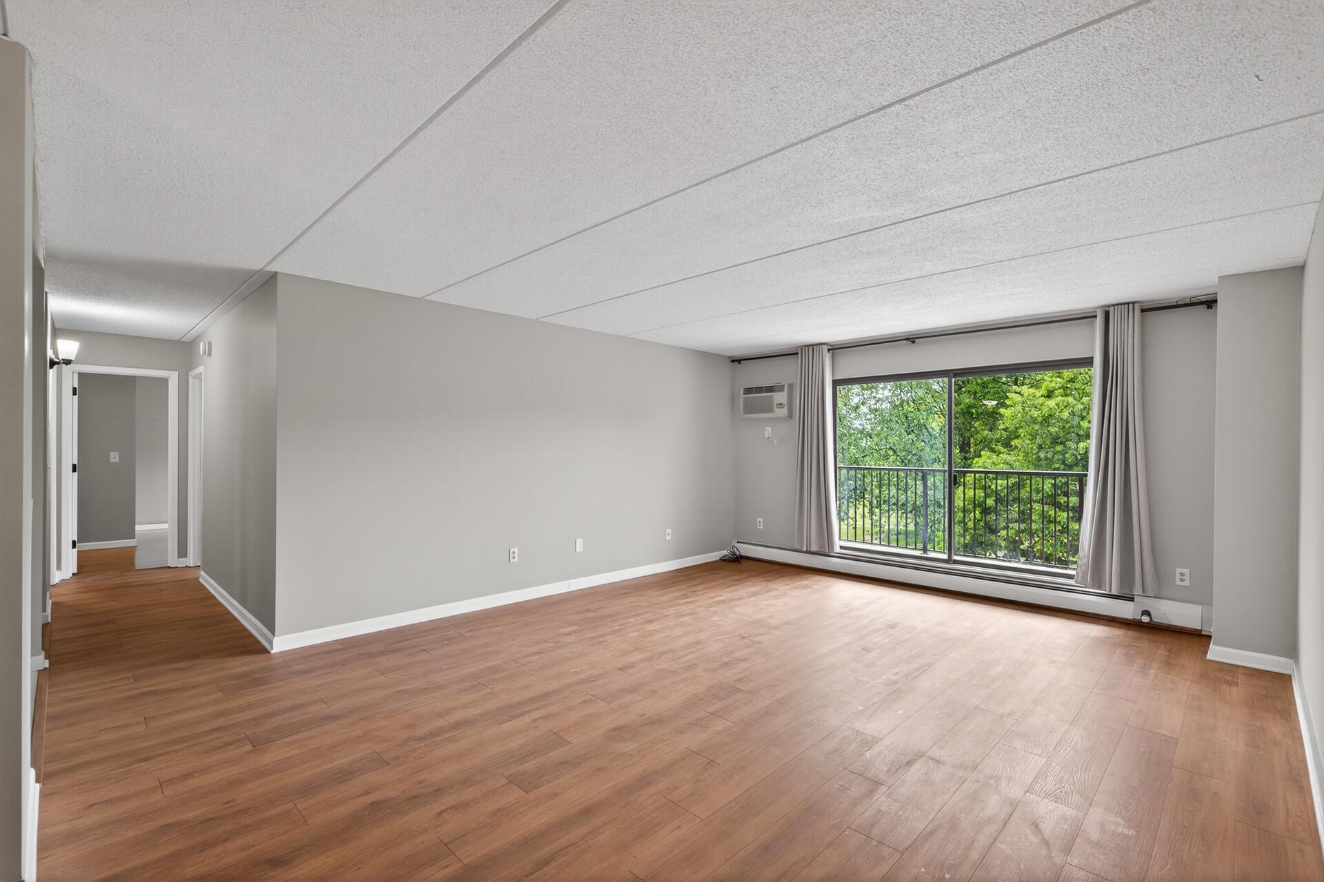 10501 Cedar Lake Road, Unit 318 Minnetonka, MN 55305 - Photo 5 of 48