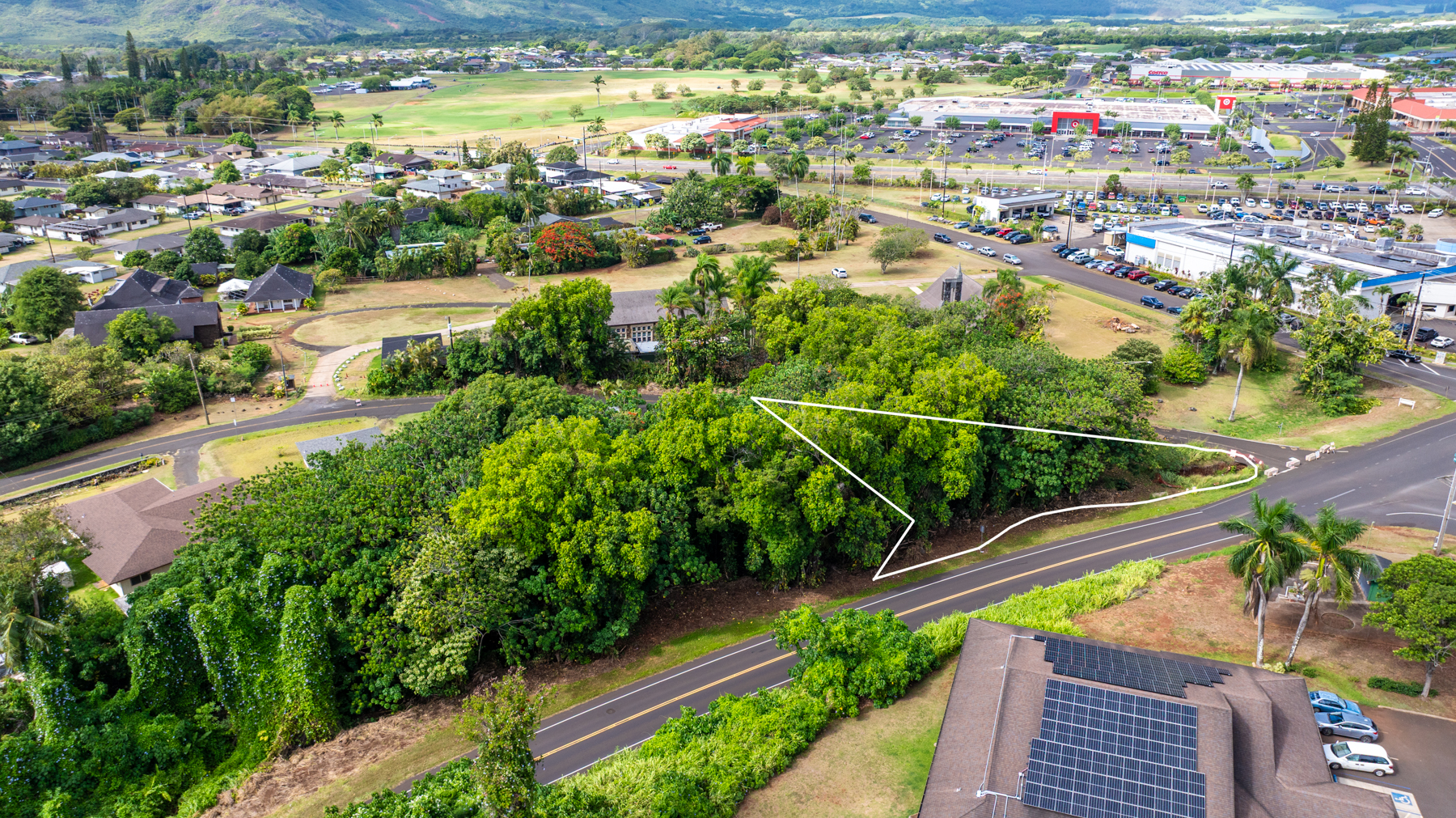 2804 Wehe Road Lihue, HI 96766 - Photo 3 of 29 a view of a city