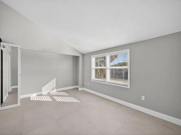 a view of entryway and hall