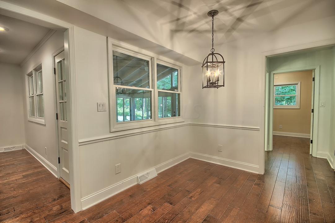 2361 Carriage Road Powell, OH 43065 - Photo 17 of 29 Gallery Image 17