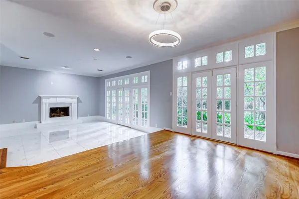 $4,200 | 201 Vanderpool Lane, Unit 94, Houston, TX 77024