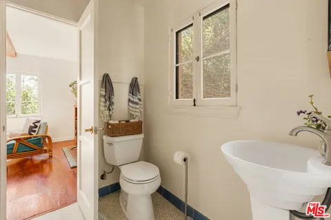 $725,000 | 654 Frontenac Avenue, Los Angeles, CA 90065