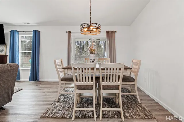 $295,000 | 1539 Hickory Landing, De Soto, MO 63020