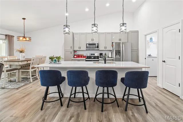 $295,000 | 1539 Hickory Landing, De Soto, MO 63020