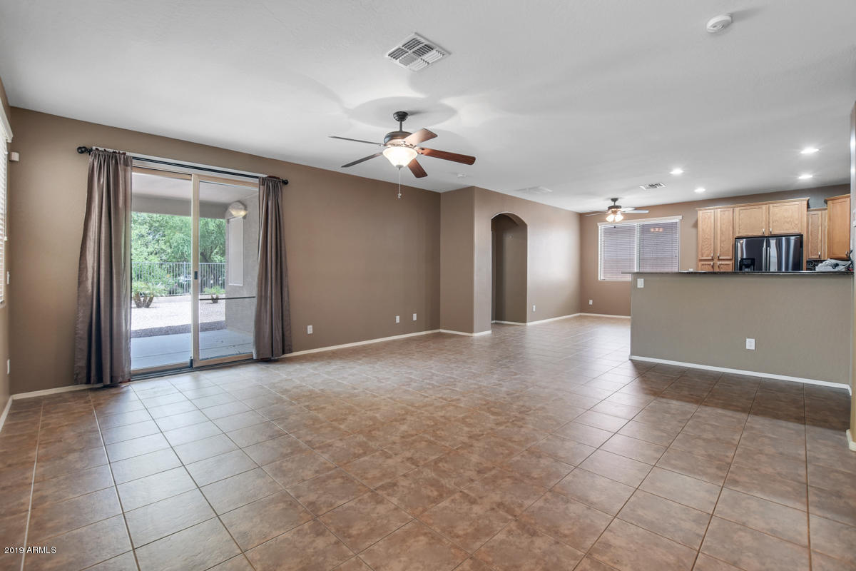 7320 West Beverly Road Laveen, AZ 85339 - Photo 3 of 32