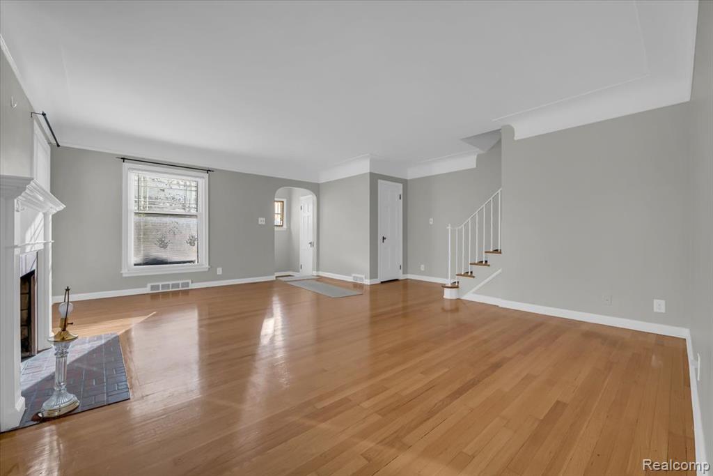 20227 Stratford Road Detroit, MI 48221 - Photo 6 of 22