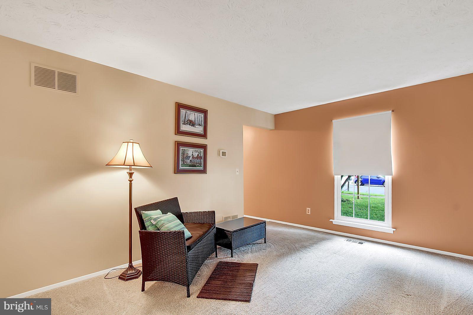 2724 Parallel Path Abingdon, MD 21009 - Photo 2 of 23 Spacious Living Room