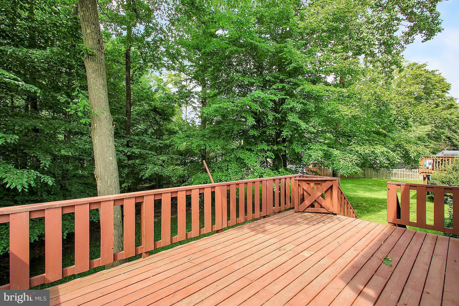 2724 Parallel Path Abingdon, MD 21009 - Photo 18 of 23 Large deck with stairs to rear yard