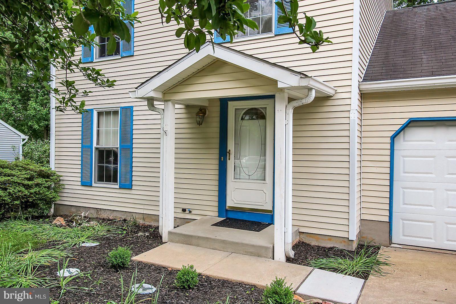 2724 Parallel Path Abingdon, MD 21009 - Photo 22 of 23 Closer view of Front of home
