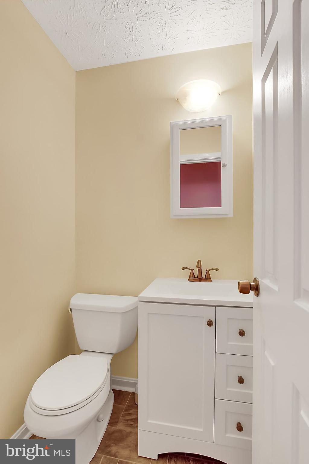 2724 Parallel Path Abingdon, MD 21009 - Photo 8 of 23 Main level Powder Room has been updated!