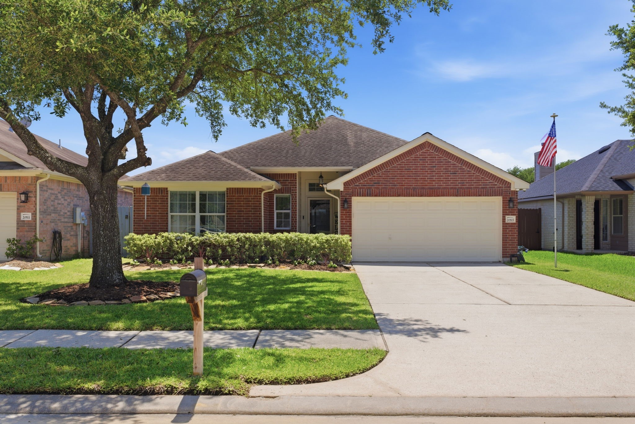 20515 Spring Bluff Lane Spring, TX 77388 - Photo 2 of 33