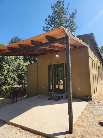 $325,000 | 49832 Road 426, Oakhurst, CA 93644