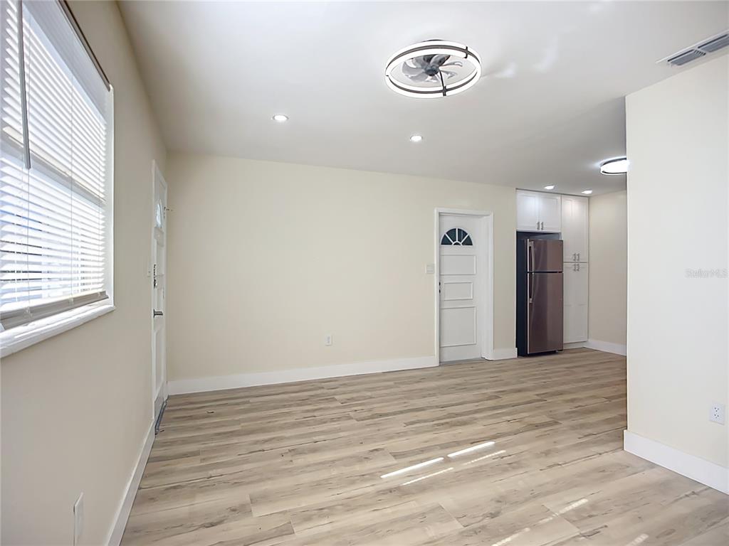 4513 West Gray Street Tampa, FL 33609 - Photo 13 of 50