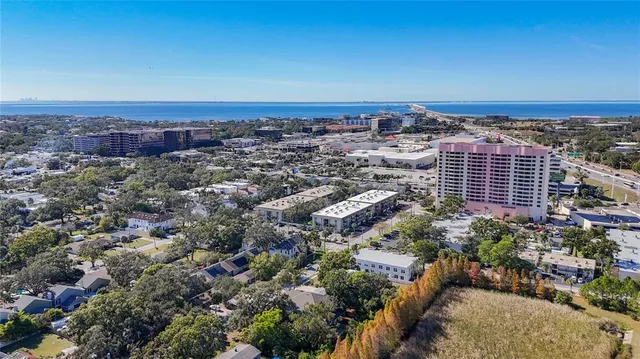 $2,950 | 4513 West Gray Street, Tampa, FL 33609