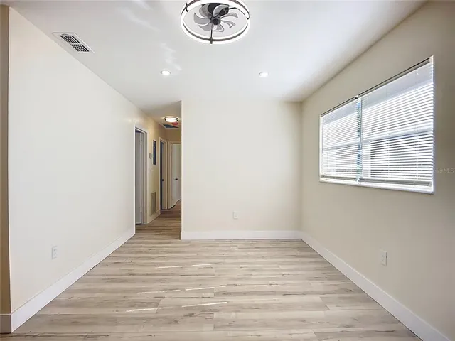 $2,950 | 4513 West Gray Street, Tampa, FL 33609