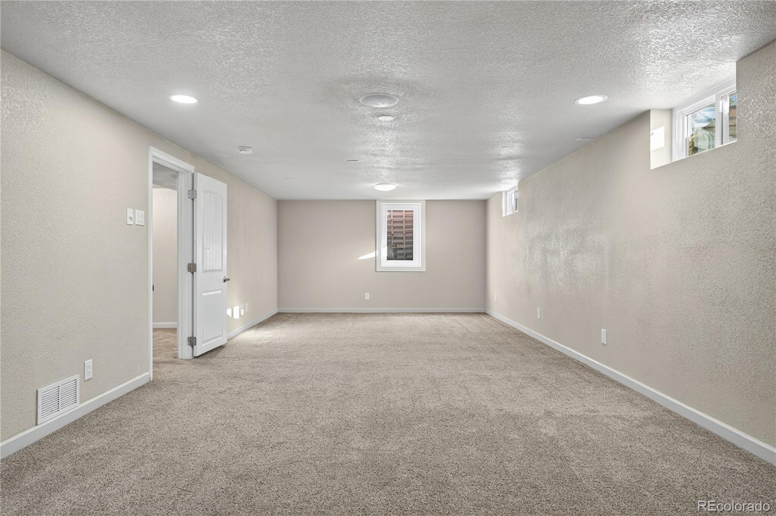 450 South 40th Street Boulder, CO 80305 - Photo 22 of 36 a view of empty room