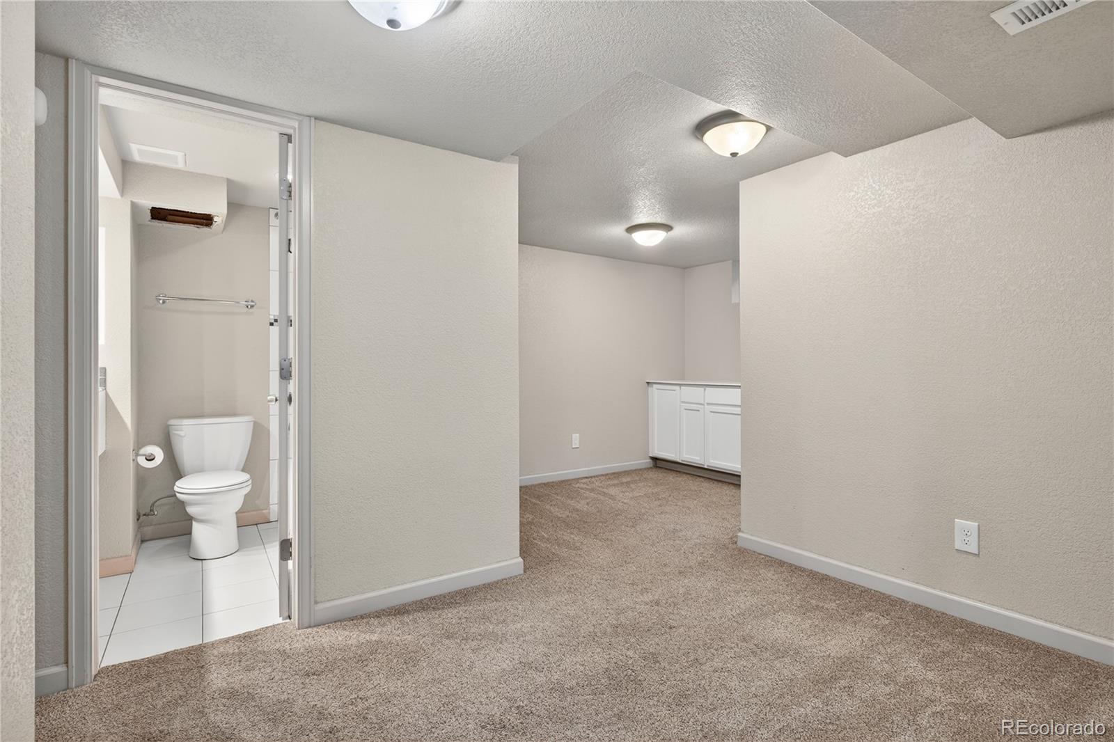450 South 40th Street Boulder, CO 80305 - Photo 24 of 36 a view of a bathroom with a toilet