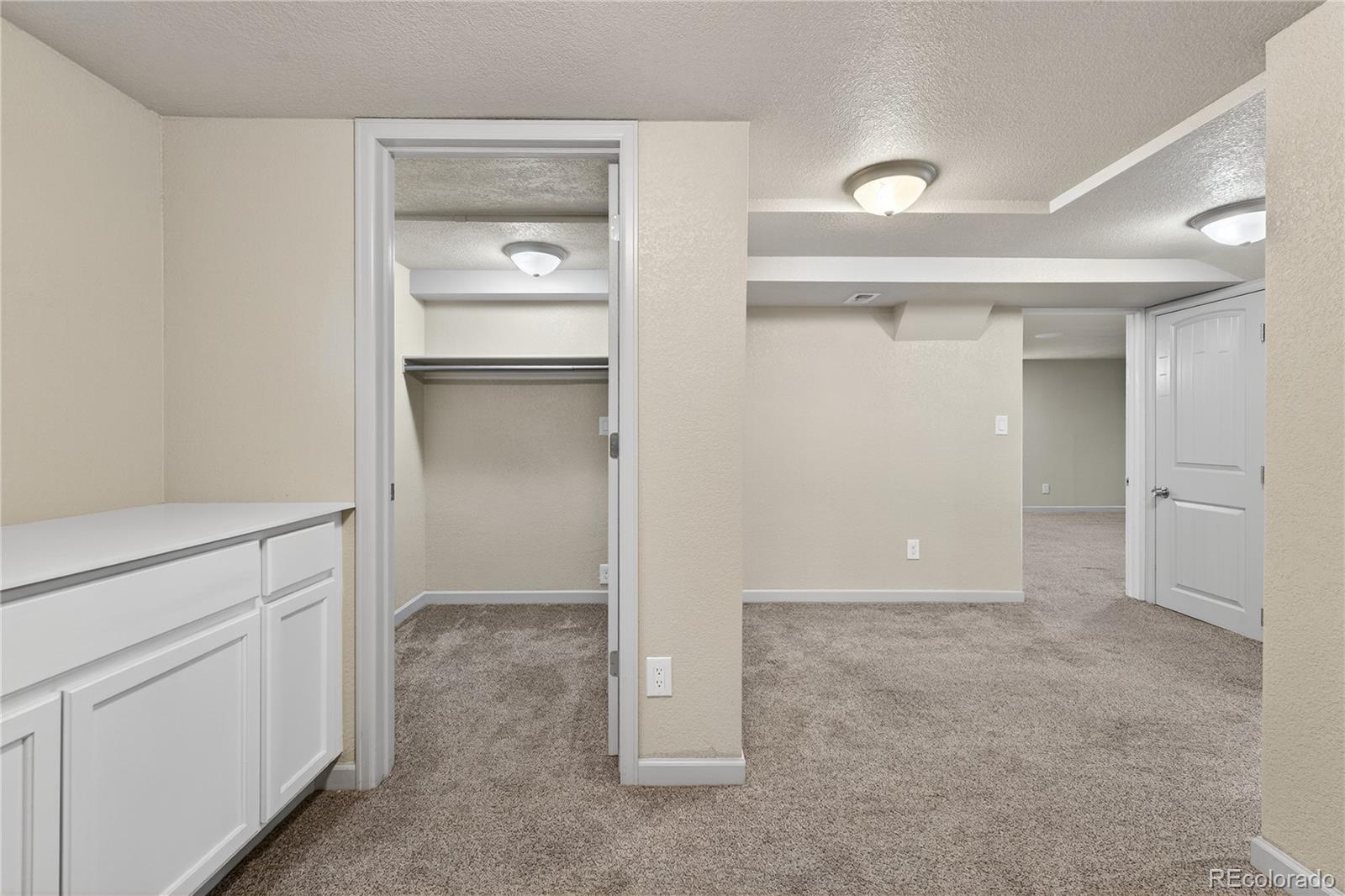 450 South 40th Street Boulder, CO 80305 - Photo 25 of 36 a view of an empty room