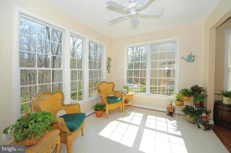 2738 Dunleer Road Ellicott City, MD 21042 - Photo 4 of 29 Sunroom