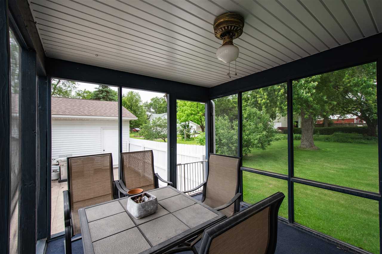 511 South Riggs Street Lone Tree, IA 52755 - Photo 27 of 30 Gallery Image 27