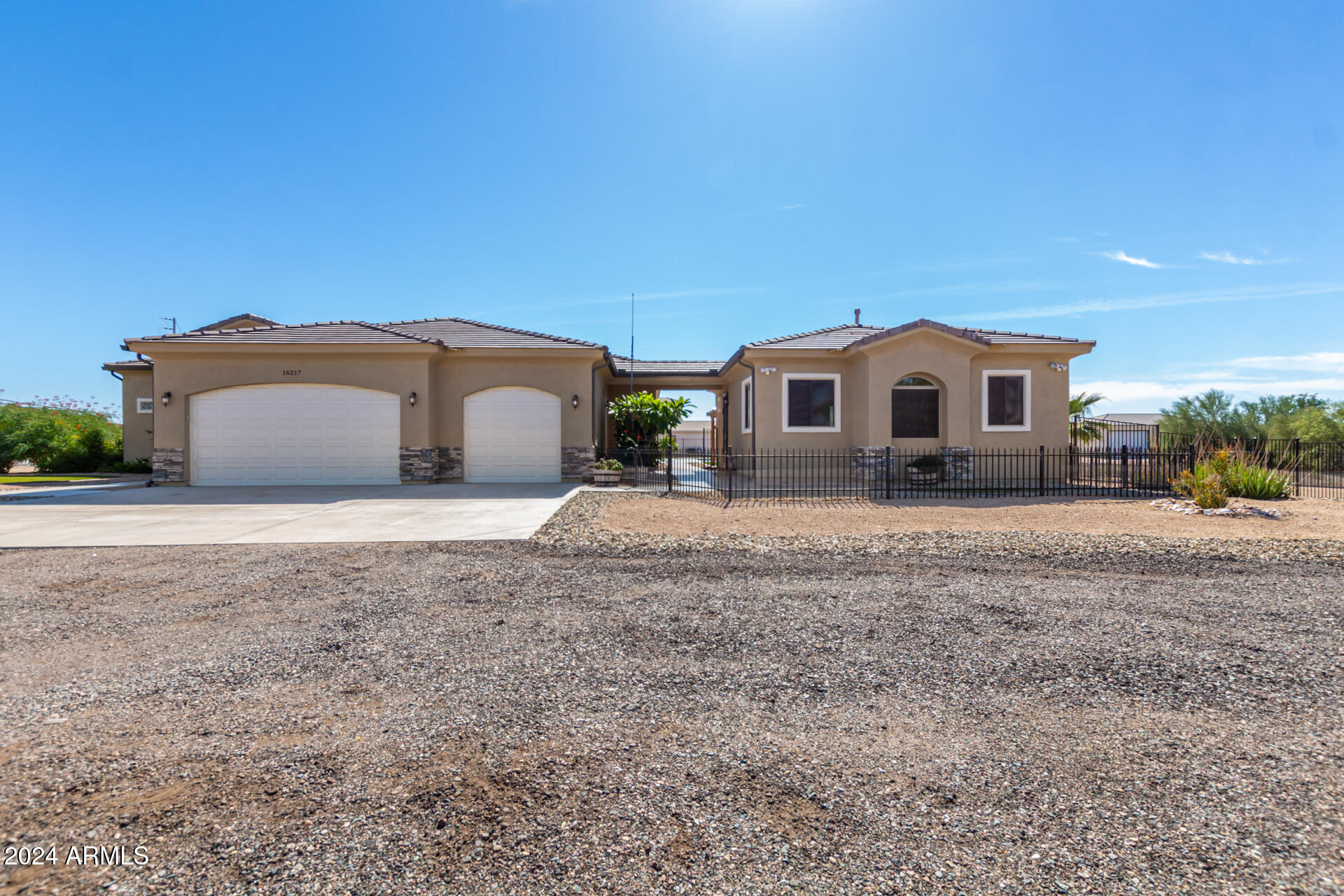 16217 West Skinner Road Surprise, AZ 85387 - Photo 1 of 76 01 - Skinner