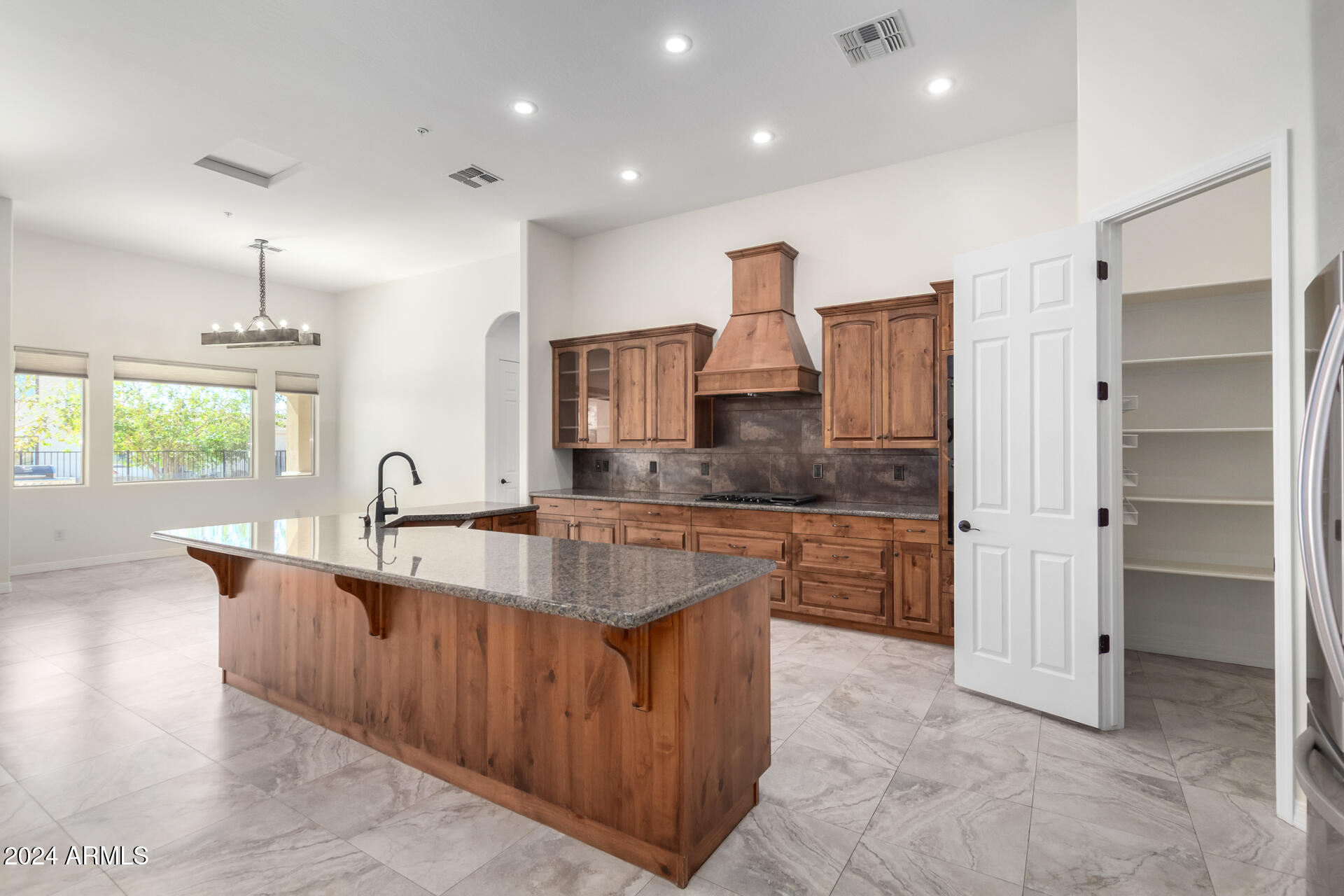 16217 West Skinner Road Surprise, AZ 85387 - Photo 16 of 76 18 - Skinner