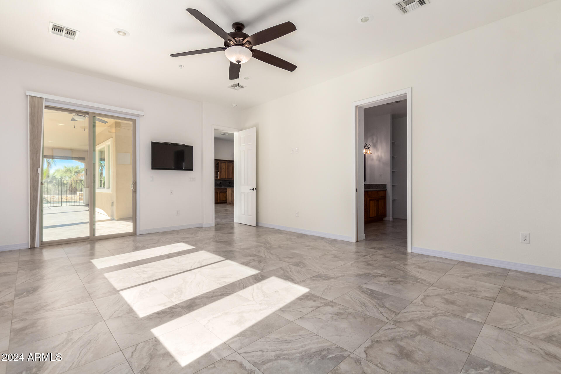 16217 West Skinner Road Surprise, AZ 85387 - Photo 21 of 76 23 - Skinner
