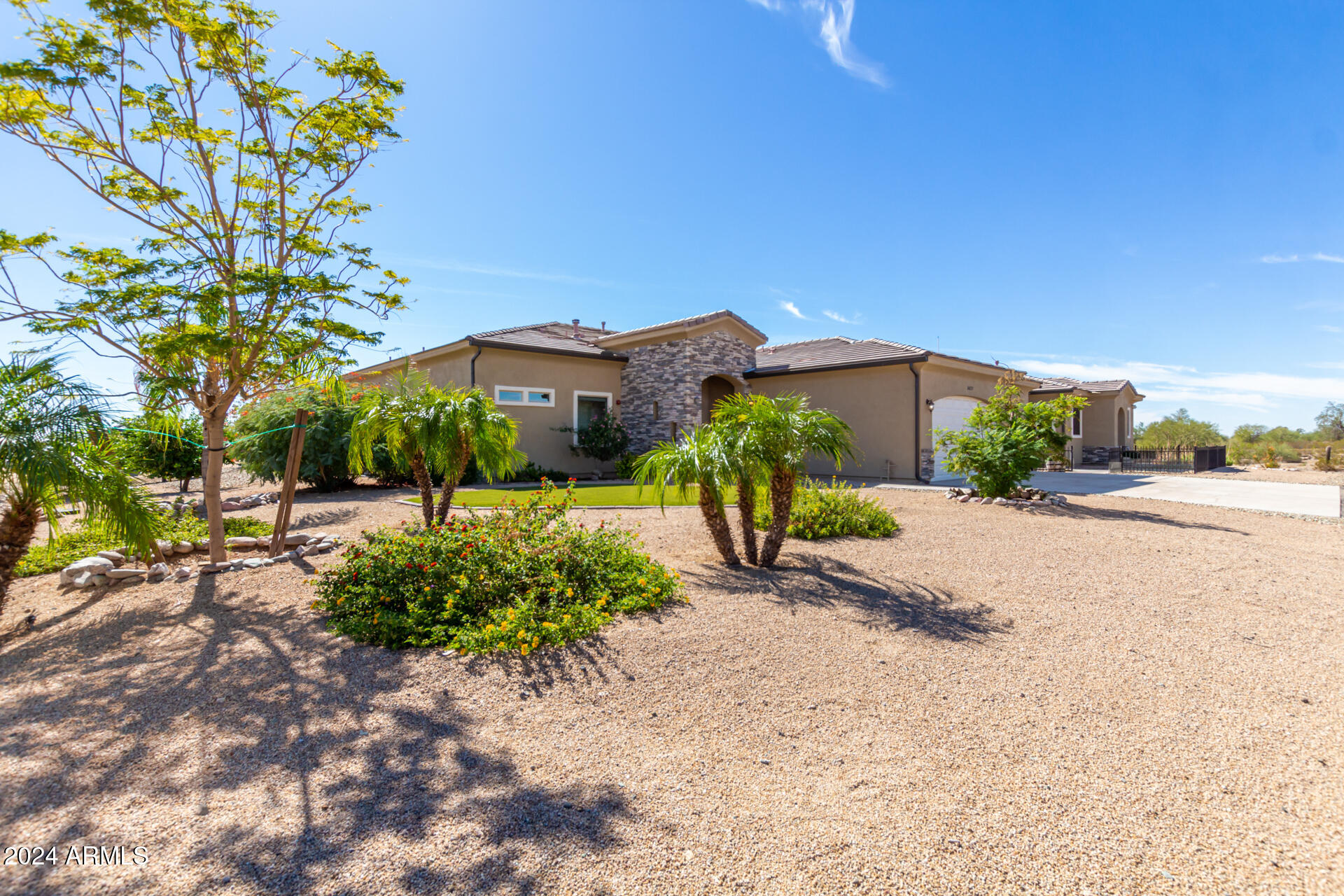 16217 West Skinner Road Surprise, AZ 85387 - Photo 3 of 76 04 - Skinner