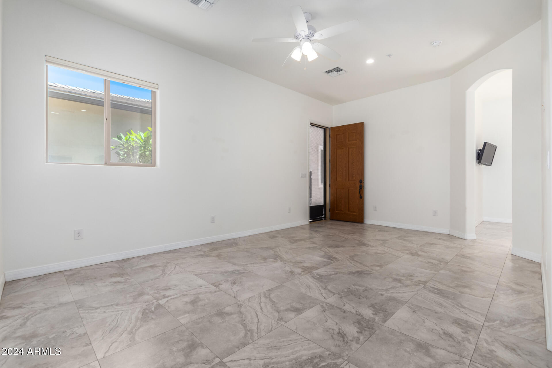 16217 West Skinner Road Surprise, AZ 85387 - Photo 44 of 76 48 - Skinner