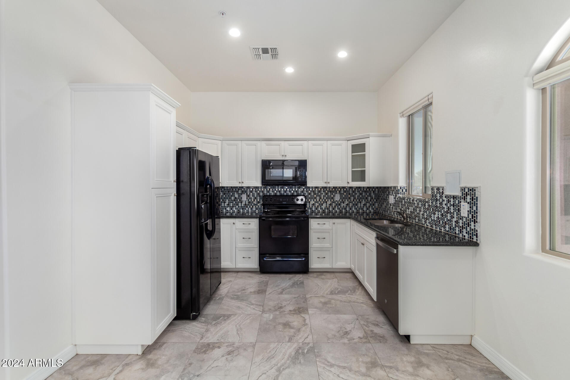 16217 West Skinner Road Surprise, AZ 85387 - Photo 46 of 76 50 - Skinner