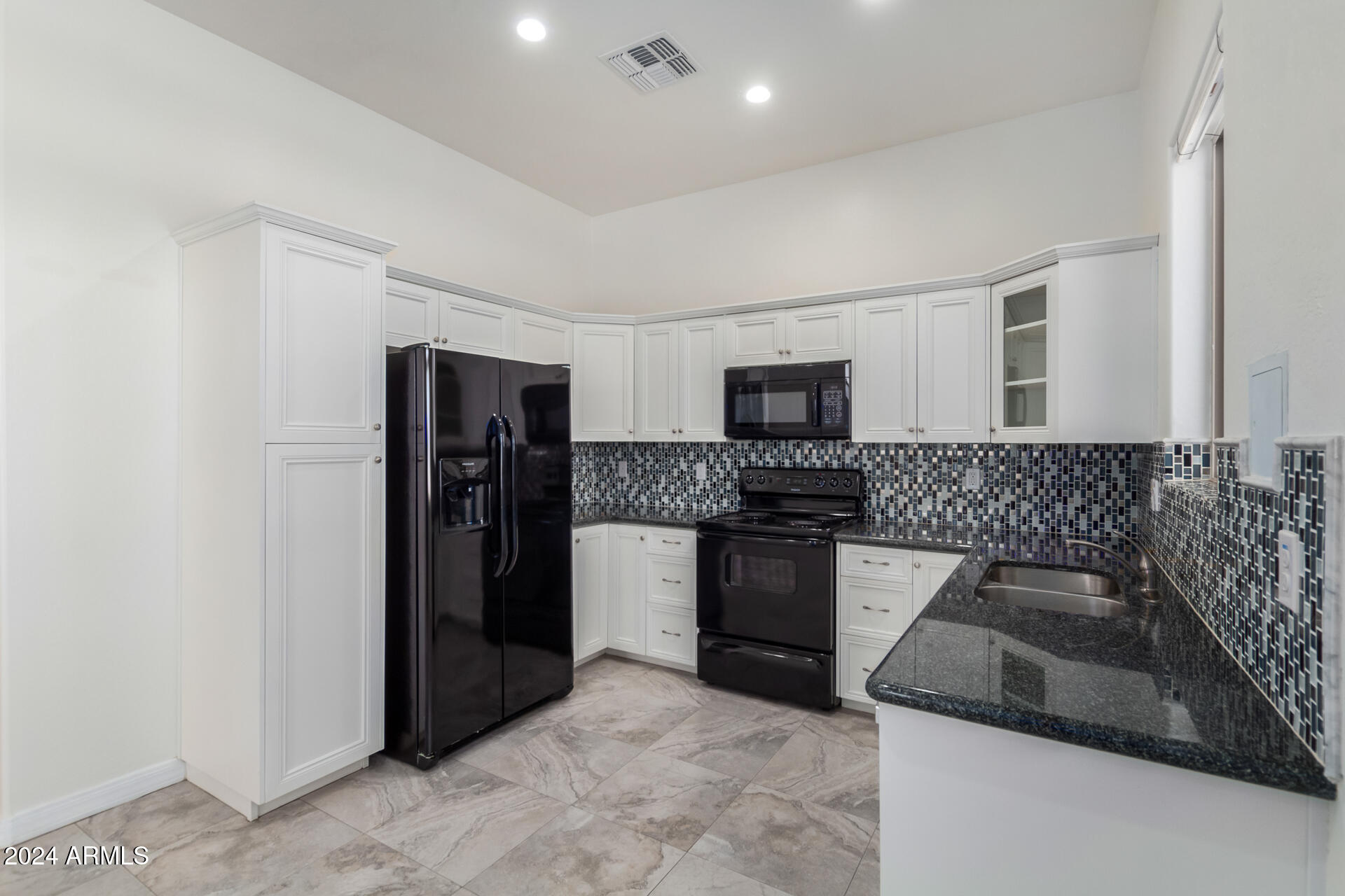 16217 West Skinner Road Surprise, AZ 85387 - Photo 48 of 76 52 - Skinner
