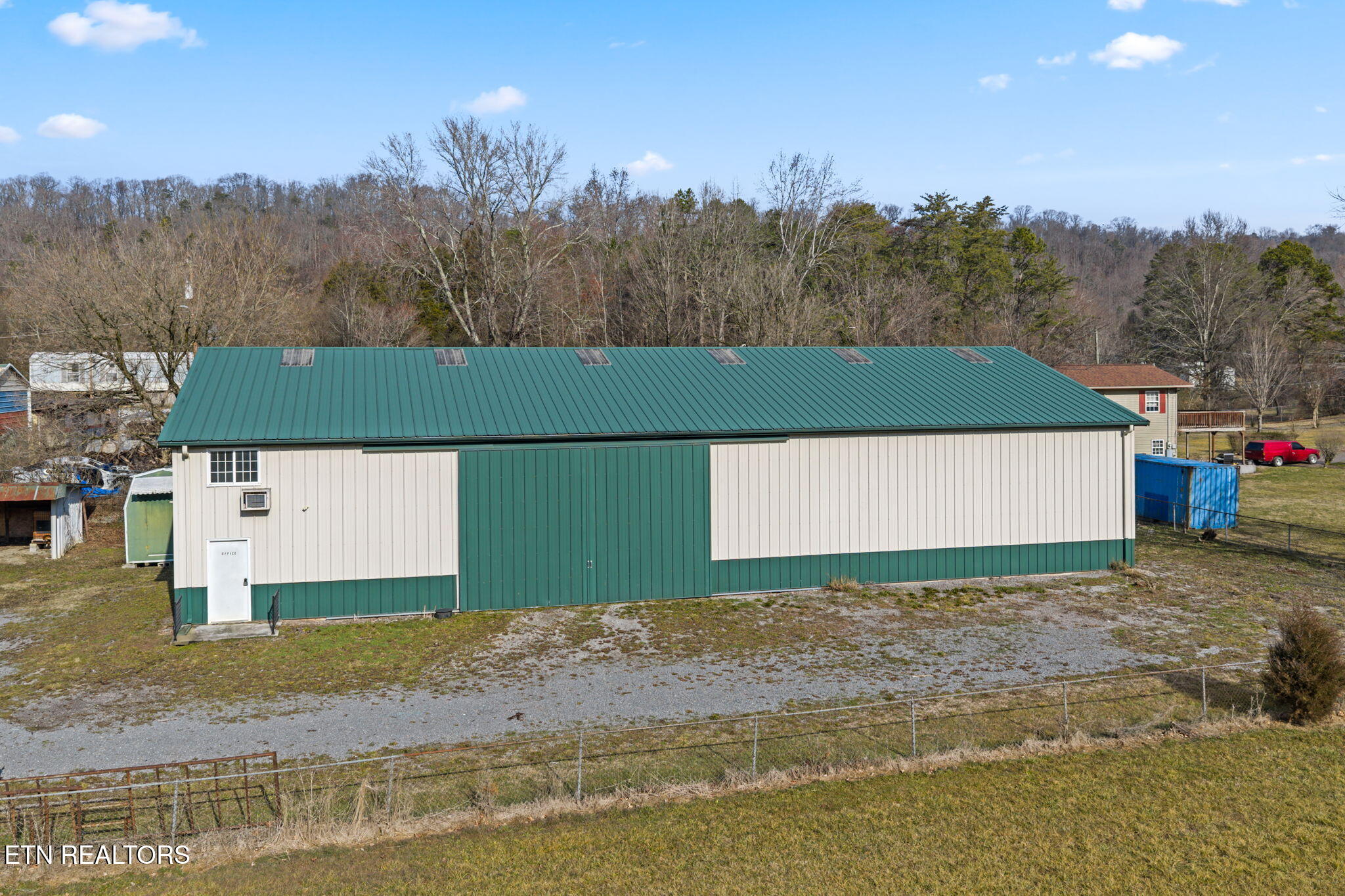 2360 Mynatt Road Knoxville, TN 37918 - Photo 3 of 8 Metal Building