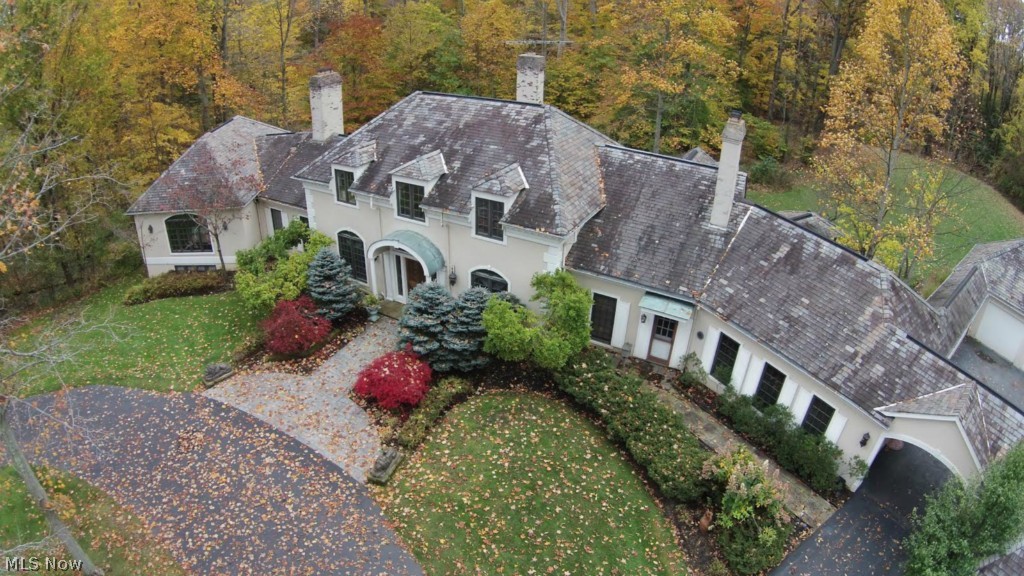 37000 Cedar Road Gates Mills, OH 44040 - Photo 2 of 23 Gallery Image 2