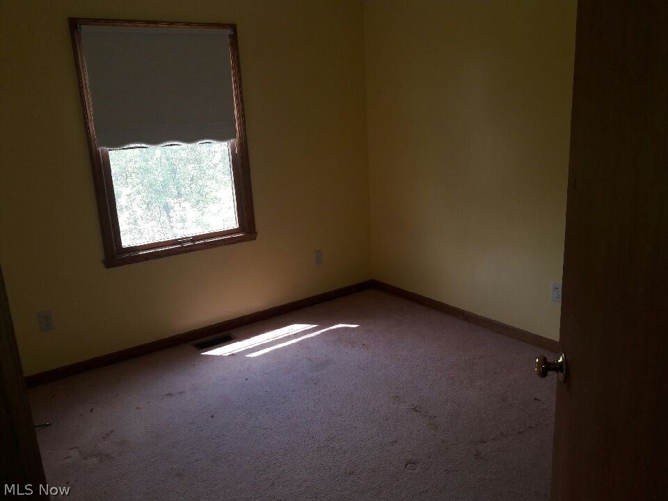 4170 Mayham Road Northeast Carrollton, OH 44615 - Photo 13 of 25 Gallery Image 13
