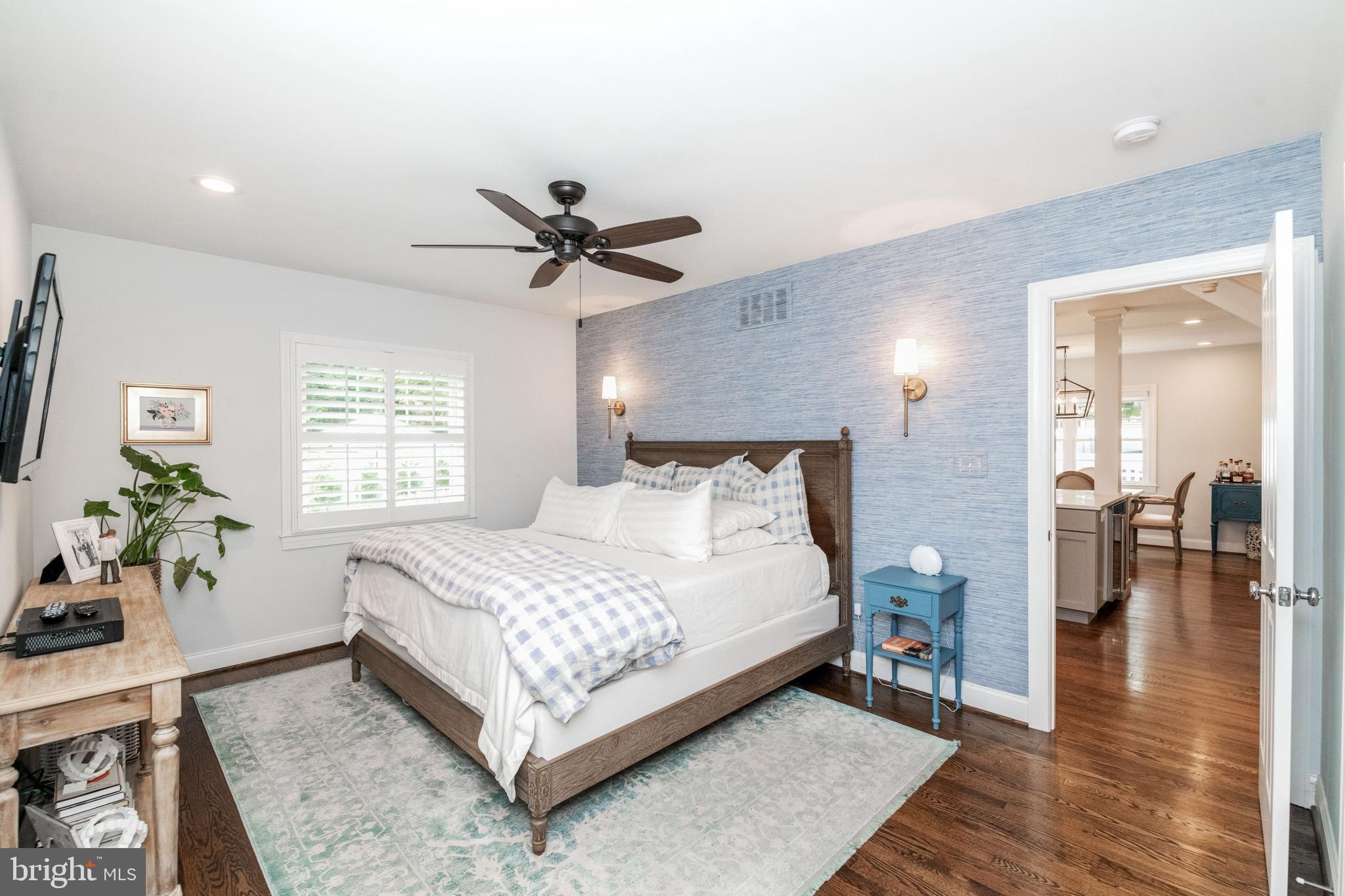 110 Butler Road Reisterstown, MD 21136 - Photo 15 of 40 Main level master bedroom