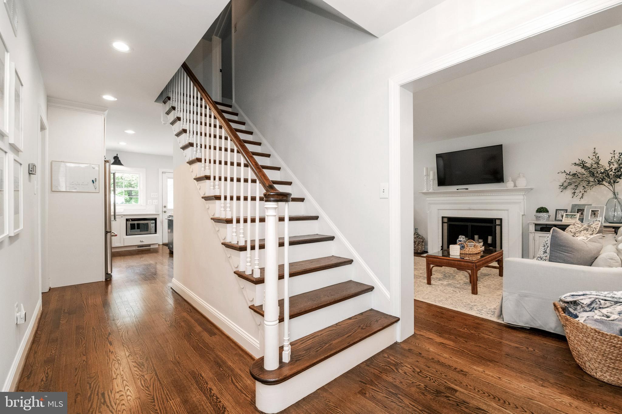 110 Butler Road Reisterstown, MD 21136 - Photo 5 of 40 Gleaming hardwood floors throughout the main level