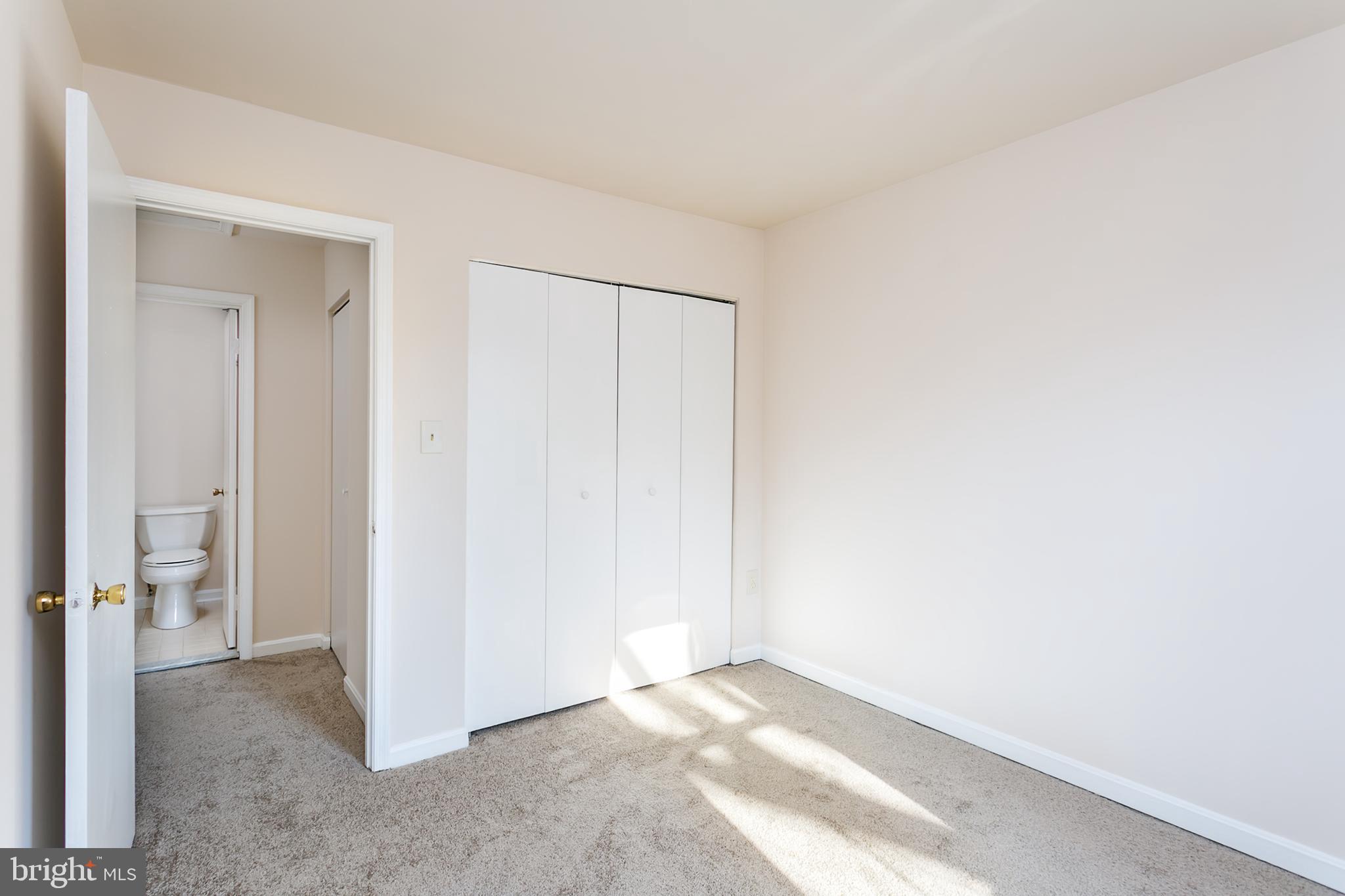 33 Kinsman View Circle Silver Spring, MD 20901 - Photo 14 of 26 a view of an empty room