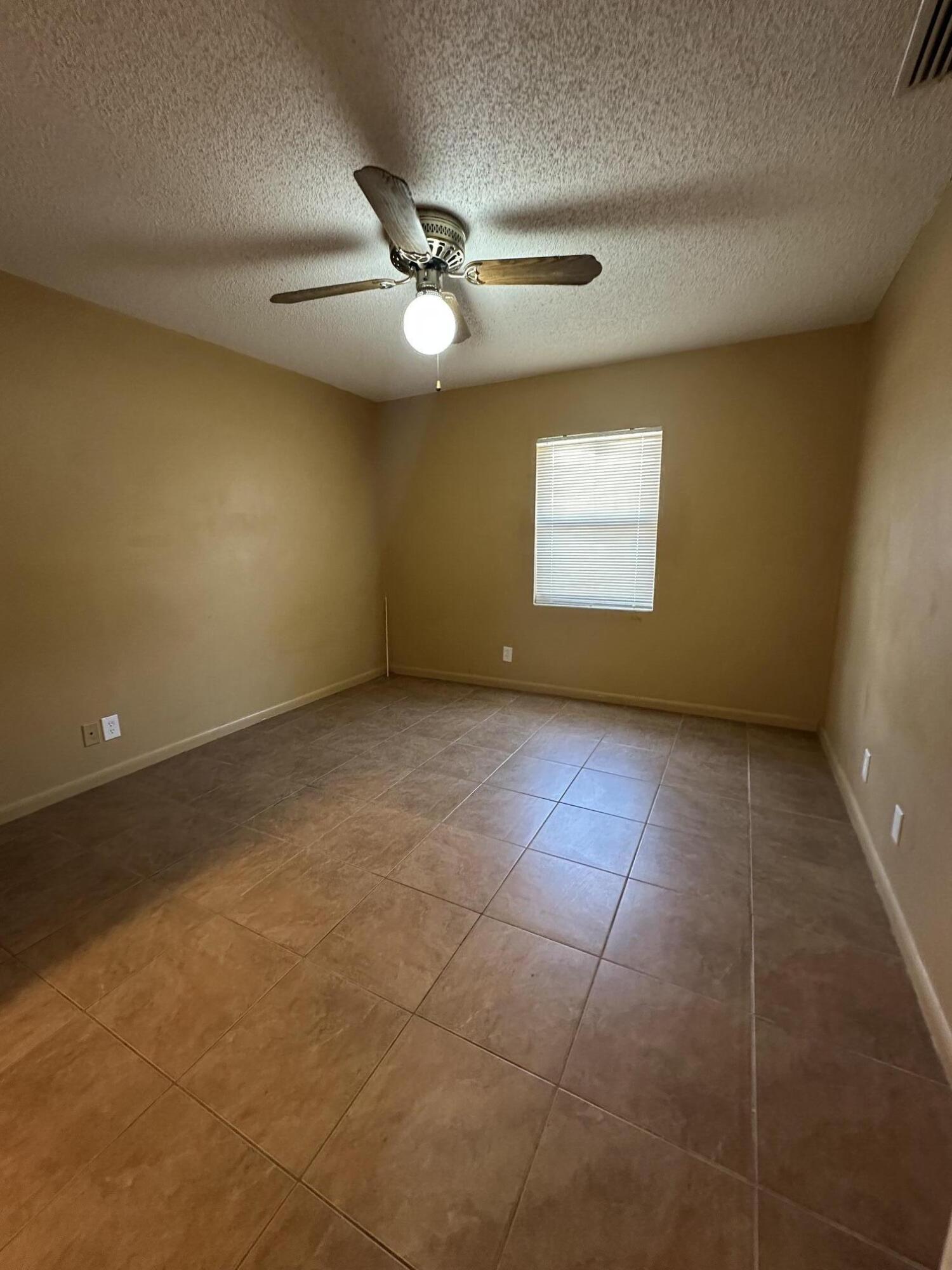 641 West 9th Street, Unit 2 Riviera Beach, FL 33404 - Photo 12 of 17 IMG_0978