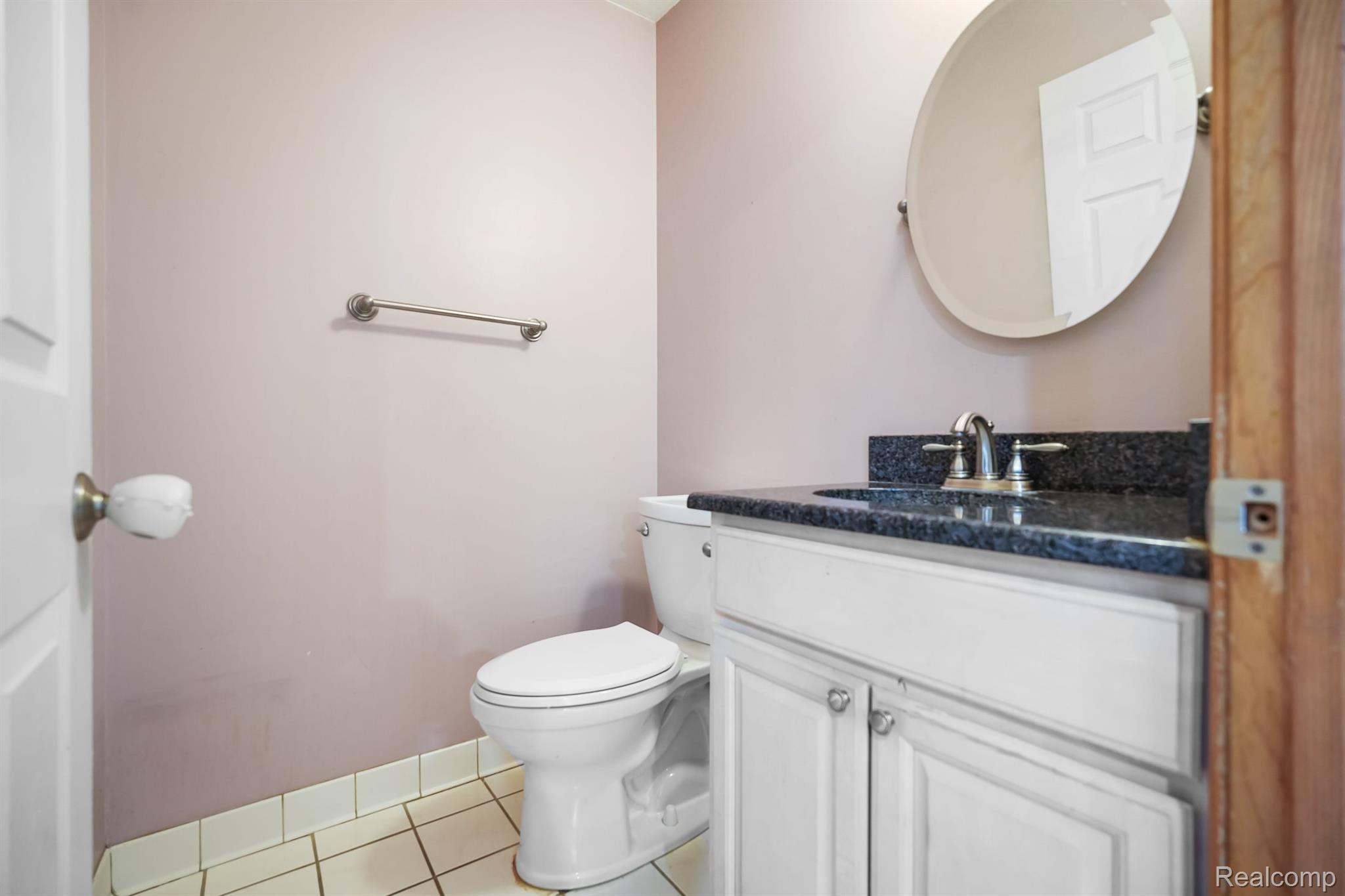 11193 Chicago Road Warren, MI 48093 - Photo 25 of 39 Gallery Image 25