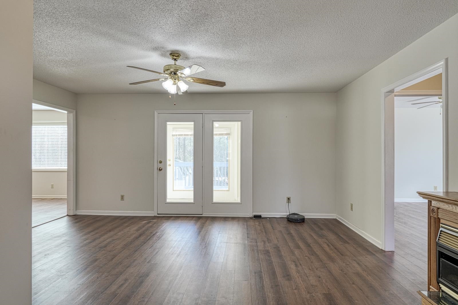 215 South Johnson Street Landrum, SC 29356 - Photo 11 of 39