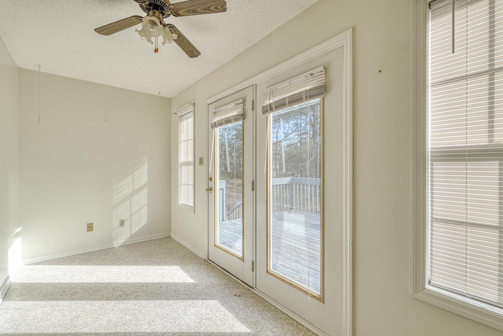 215 South Johnson Street Landrum, SC 29356 - Photo 17 of 39