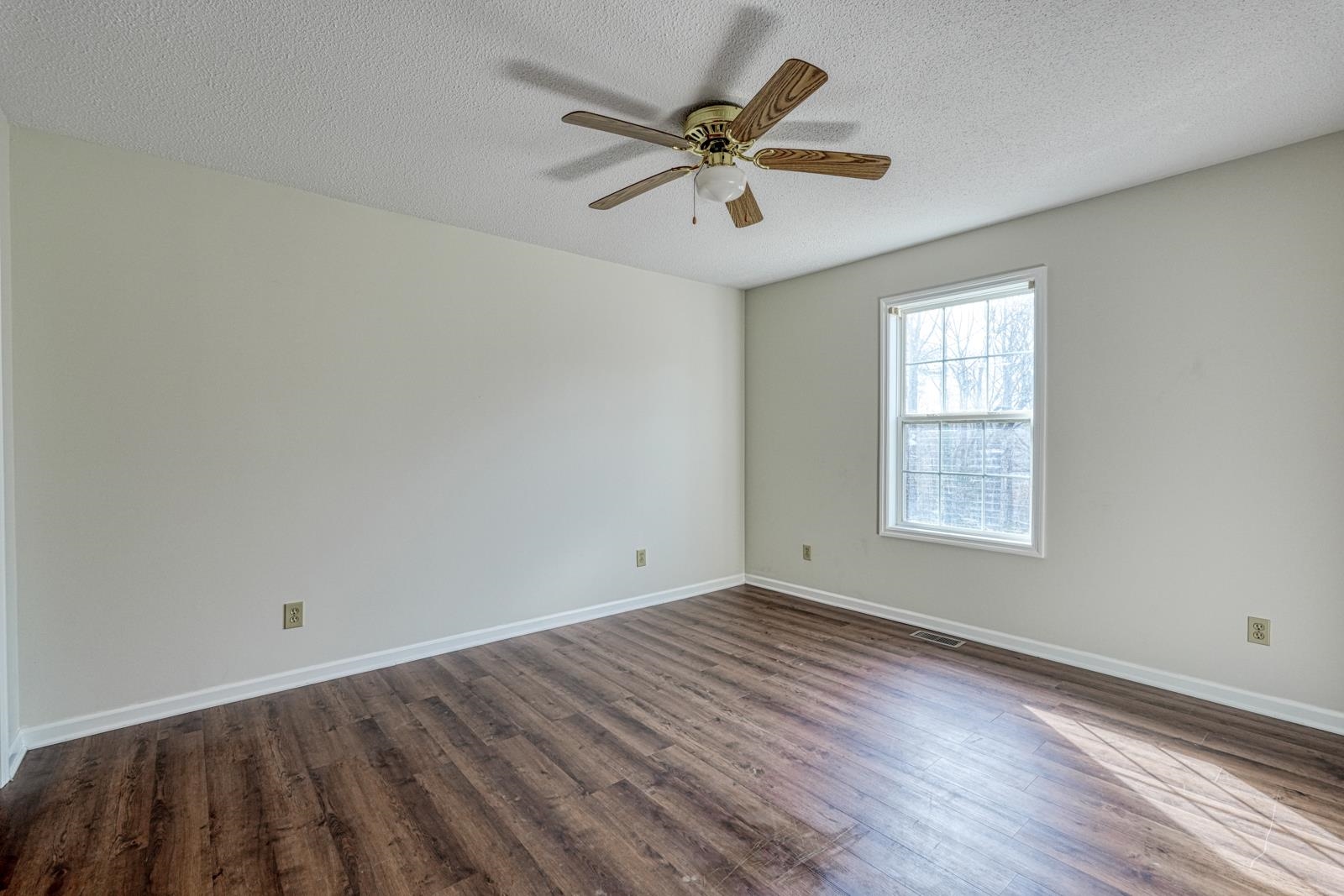 215 South Johnson Street Landrum, SC 29356 - Photo 22 of 39