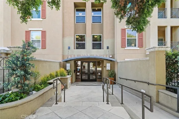 $750,000 | 128 North Oak Knoll Avenue, Unit 317, Pasadena, CA 91101