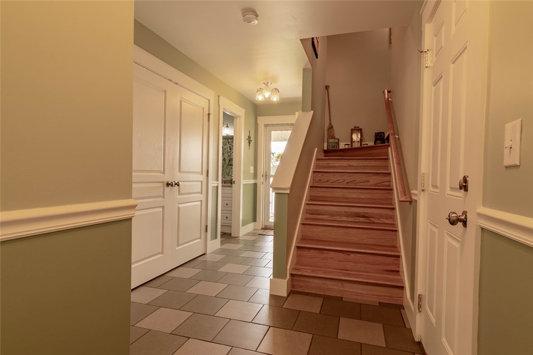 1111 Shirley Drive Anderson, SC 29621 - Photo 17 of 48 Foyer