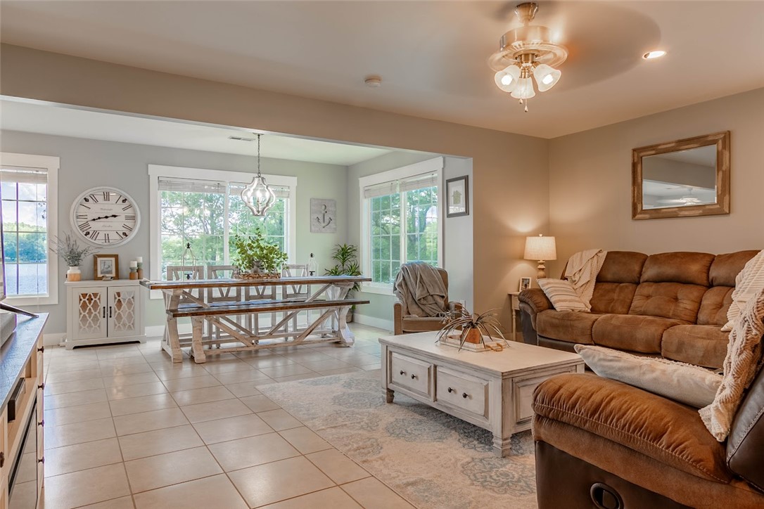 1111 Shirley Drive Anderson, SC 29621 - Photo 28 of 48 Living/Dining Area