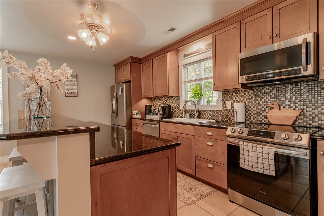 1111 Shirley Drive Anderson, SC 29621 - Photo 31 of 48 Kitchen